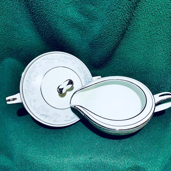 Noritake Fine China Cream and Sugar set - NWOT - Picture 4 of 11